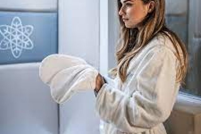 Kriyoterapi  Böyle bir soğuktan yüz ve vücut genç olacaktır.