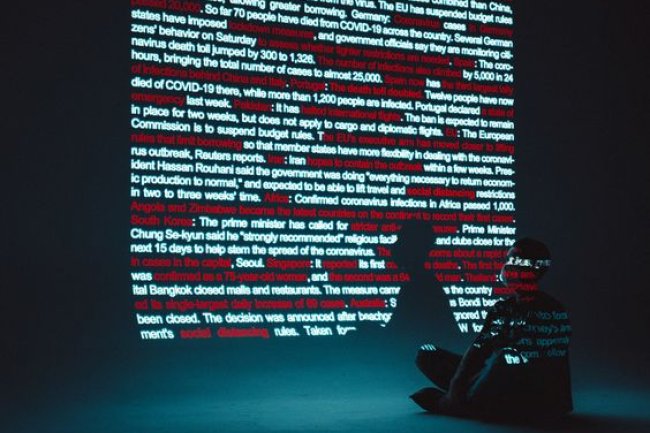 Wie kann man einen Menschen Orten?